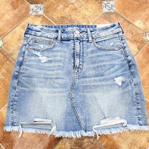 Nwt american eagle denim hi rise mini skirt size 8